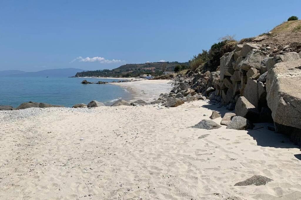 Boutique Apartment With Beach Within Walking Distance, Near Tropea Паргелия Екстериор снимка