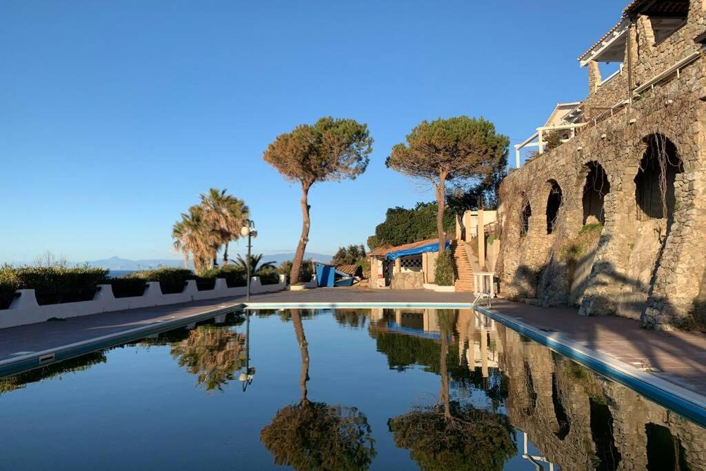 Boutique Apartment With Beach Within Walking Distance, Near Tropea Паргелия Екстериор снимка