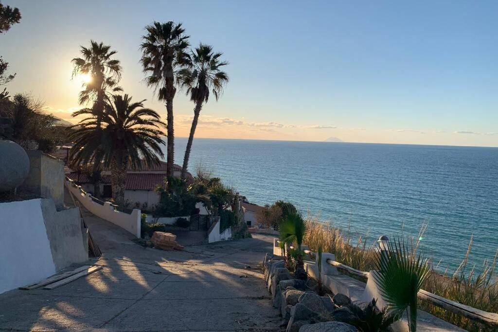 Boutique Apartment With Beach Within Walking Distance, Near Tropea Паргелия Екстериор снимка