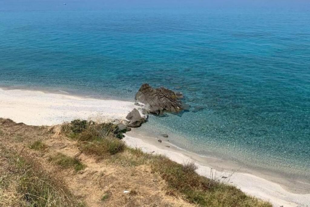 Boutique Apartment With Beach Within Walking Distance, Near Tropea Паргелия Екстериор снимка