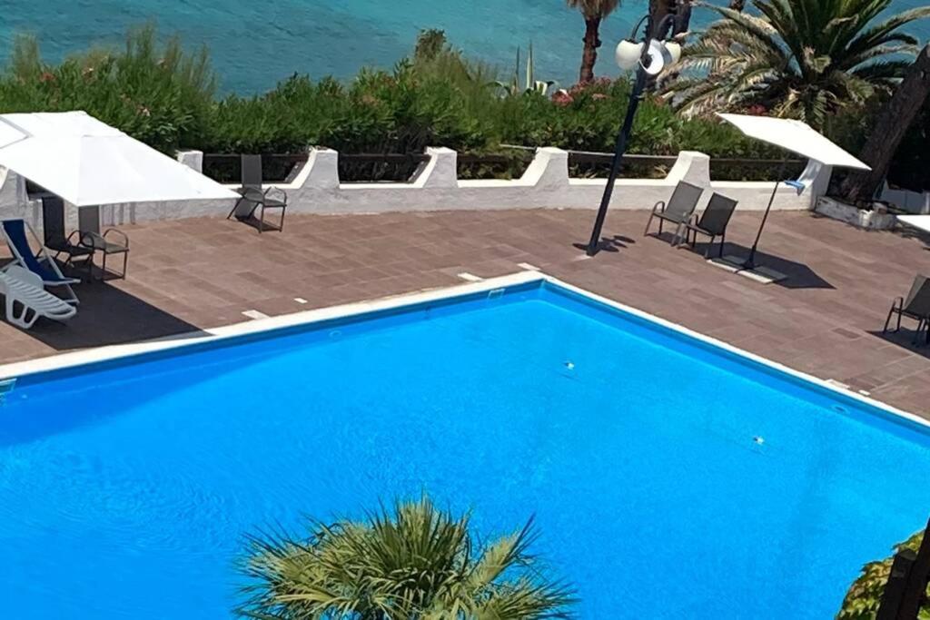 Boutique Apartment With Beach Within Walking Distance, Near Tropea Паргелия Екстериор снимка