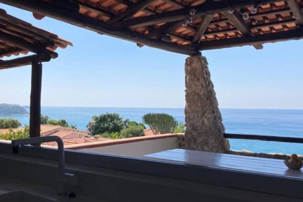 Boutique Apartment With Beach Within Walking Distance, Near Tropea Паргелия Екстериор снимка