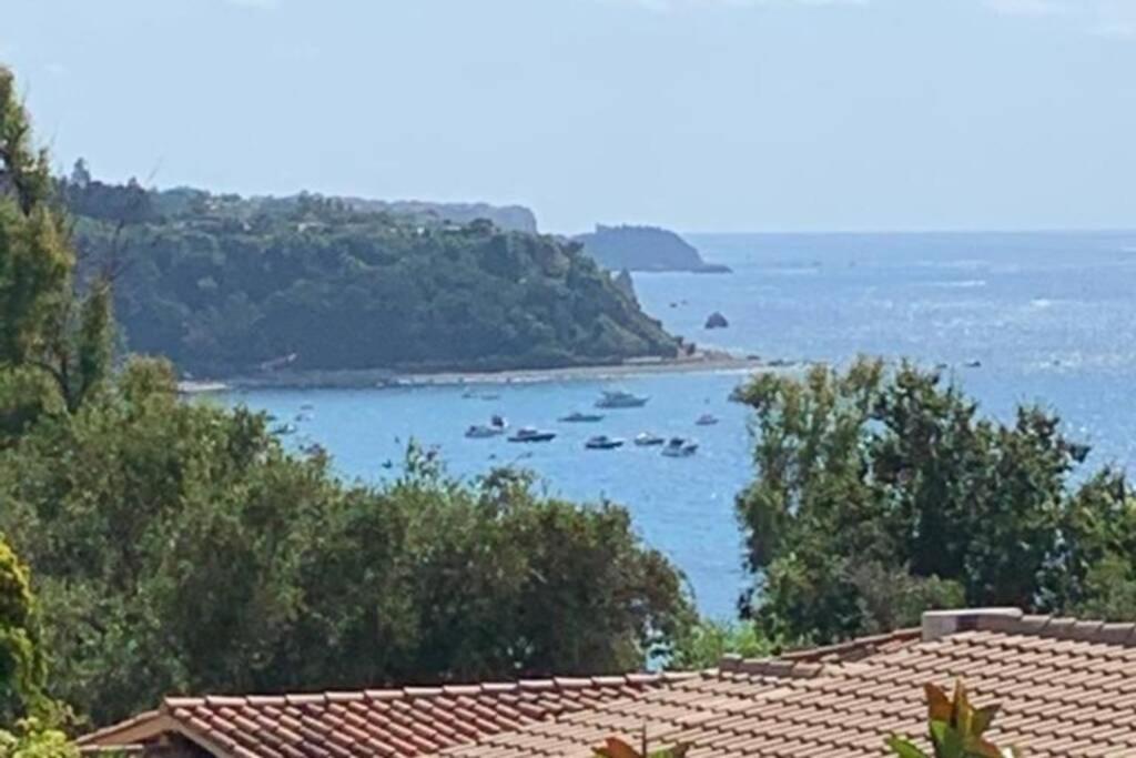 Boutique Apartment With Beach Within Walking Distance, Near Tropea Паргелия Екстериор снимка