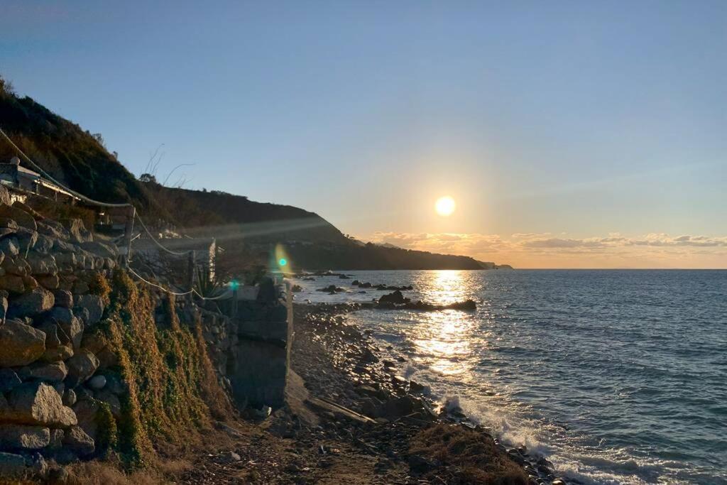 Boutique Apartment With Beach Within Walking Distance, Near Tropea Паргелия Екстериор снимка